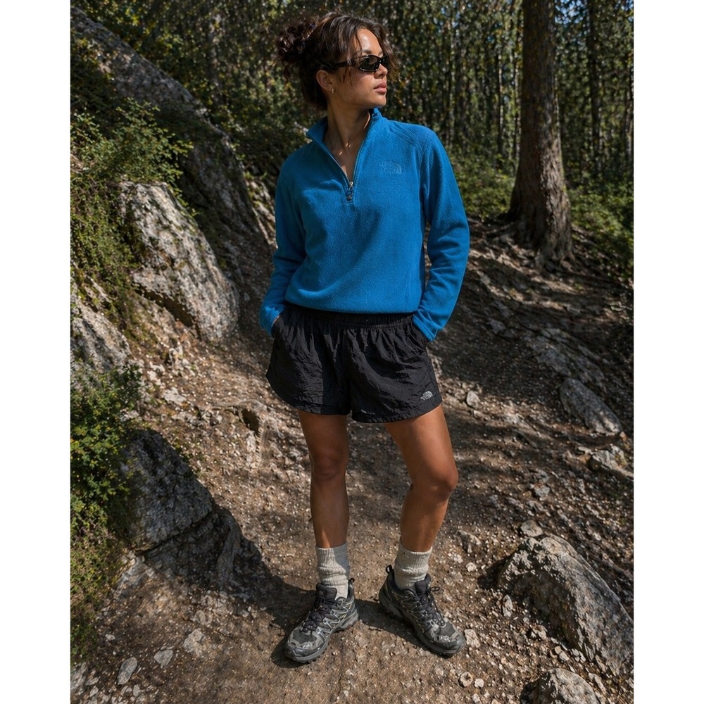 The North Face Glacier Blue Quarter Zip Fleece Pullover Womens Small‎ gorpcore
